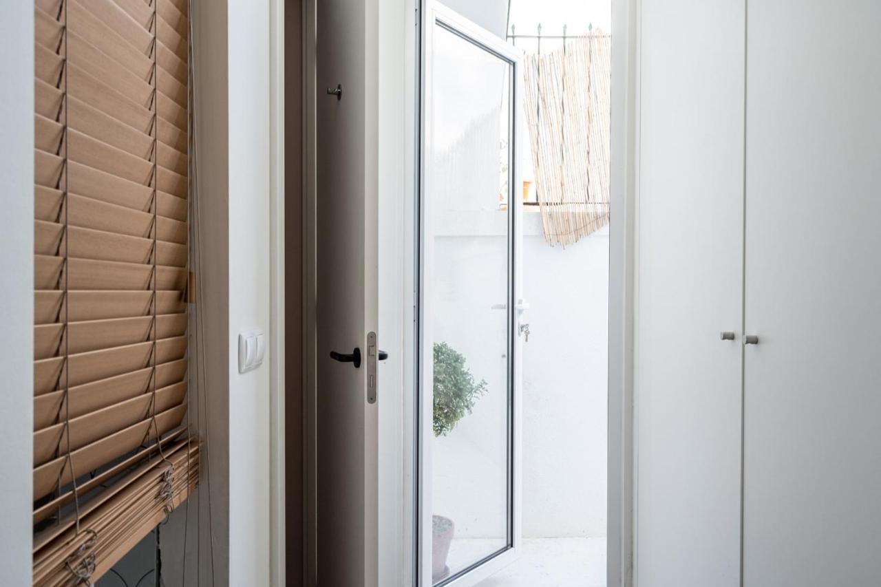 Akicity Saldanha White Apartment *