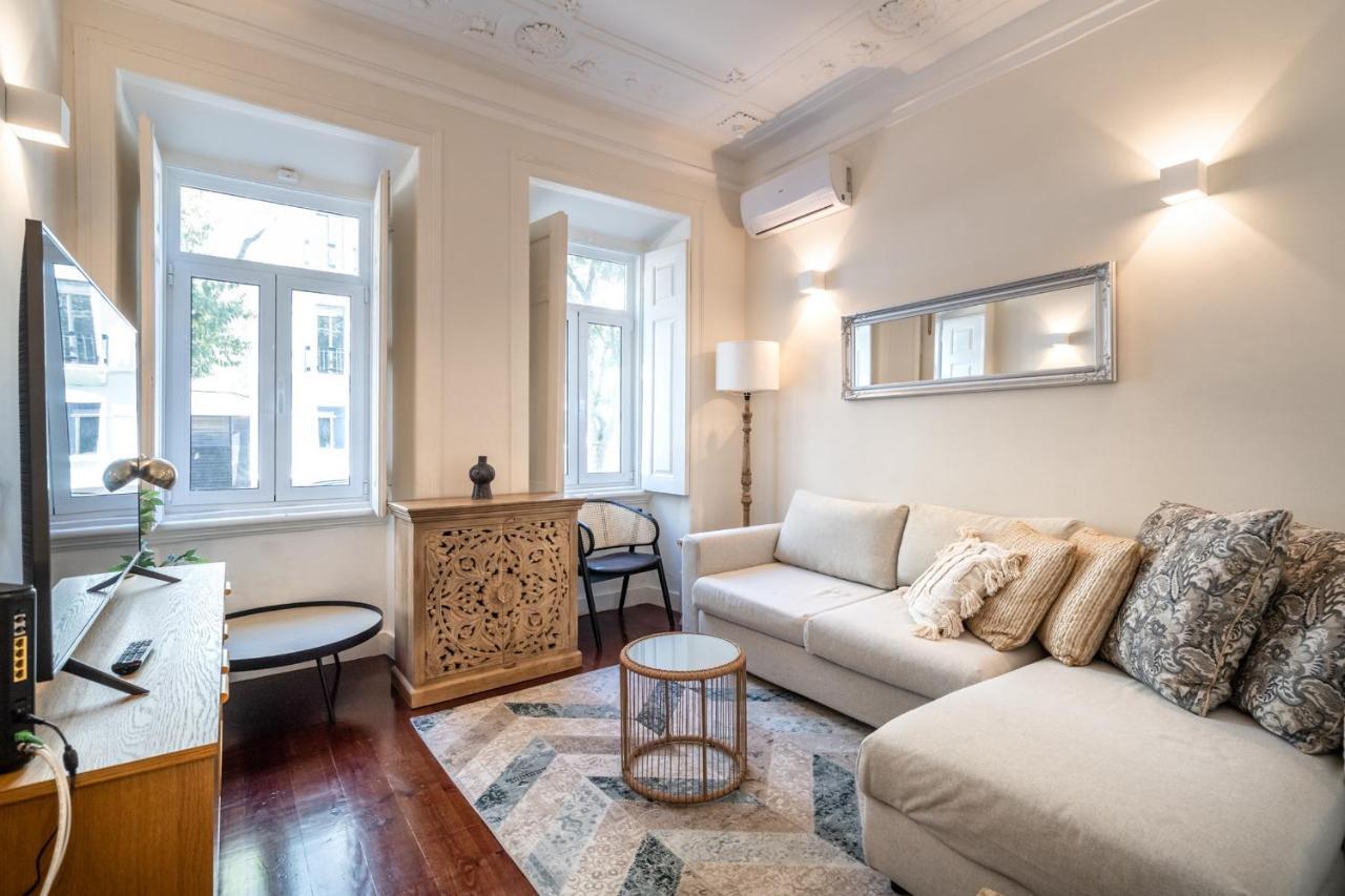 Apartment Akicity Saldanha White *