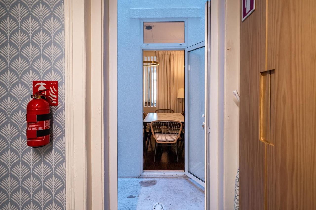 Apartment Akicity Saldanha White *